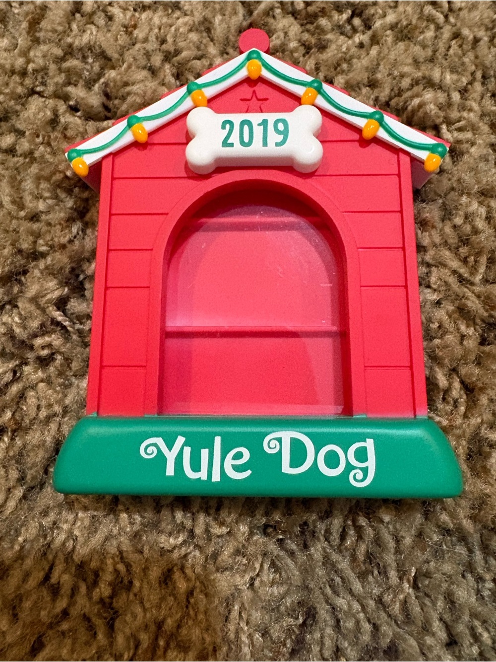 Hallmark Yule Dog Red and Green 2019 Doghouse Ornament